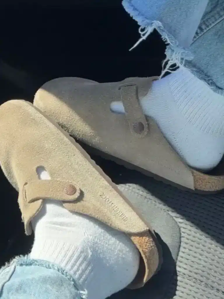 compressed-g0bk88hLQ560gsJSBhoeKlwbEnEb86nU_7