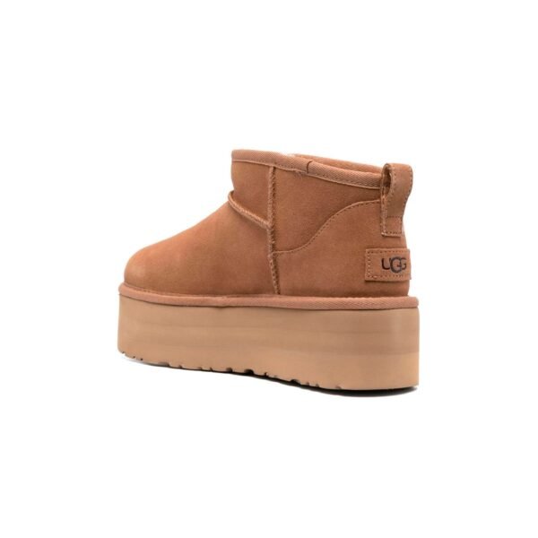 Arstore - UGG Stivaletto Classic Ultra Mini Platform Cammello Scamosciato - Camel