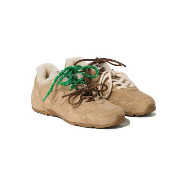 Arstore - New Balance 530 Miu Miu Montone Ecrù Unisex Sneakers - Ecru