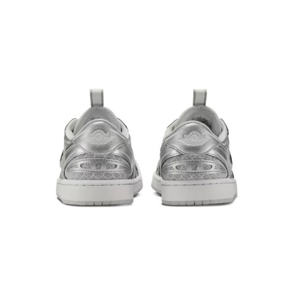 Arstore - Nike Air Jordan 1 Low Method of Make V3 Argento Metallizzato Unisex Sneakers - Silver