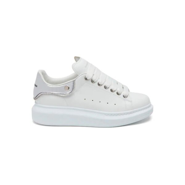 Alexander McQueen Sneakers Oversized Pelle Bianca Argento