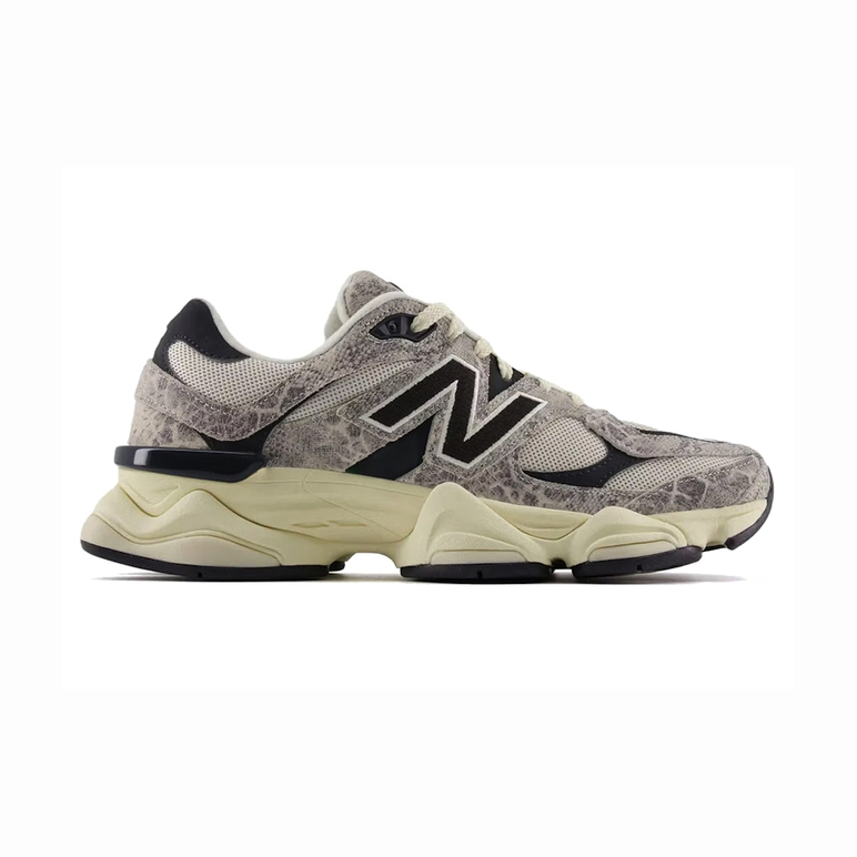TCG - New Balance 9060 Year of the Snake Bianche Scamosciate Unisex Sneakers - White