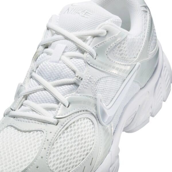 Arstore - Nike V5 Bianco Argento Metallizzato Unisex Sneakers - White