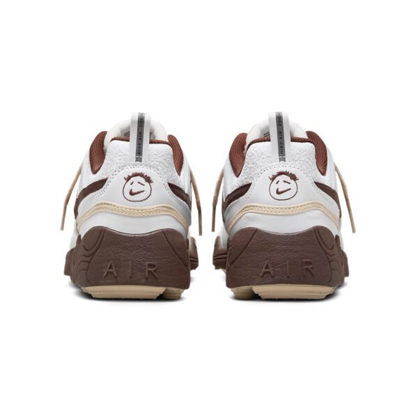 Arstore - Nike Zoom Field Jaxx Travis Scott Cioccolato Chiaro Unisex Sneakers - Beige