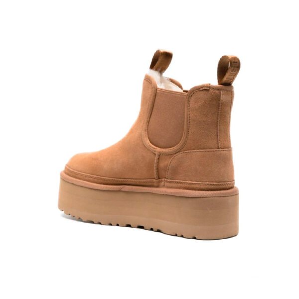 Arstore - UGG Stivaletto Neumel Platform Chelsea Scamosciato Cammello - Camel