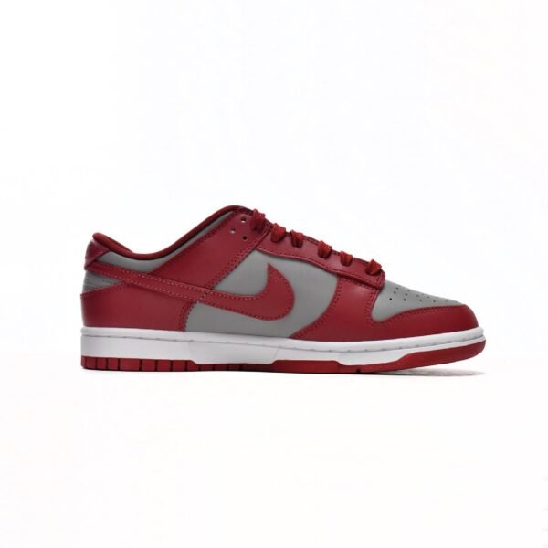 Nike Dunk Low UNLV Grigio Medio/Rosso Varsity Unisex Sneakers