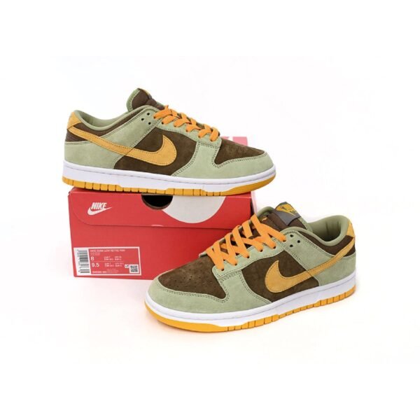 Arstore - Nike Dunk Low Dusty Olive Oro Sneakers Unisex - Gold