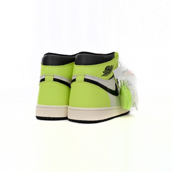 Arstore - Nike Air Jordan 1 High OG Visionaire Giallo Unisex Sneakers - yellow